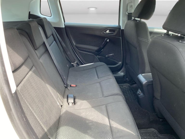 2015 Peugeot 2008 1.2 PureTech Access Euro 6 5dr (A/C) Petrol