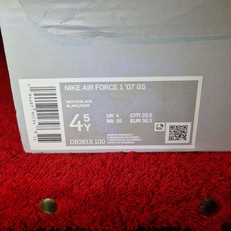 Nike Tiempo Rio II FG Football Boots – White/Black – UK 4.5Y / EUR 36.5 – Excellent Condition