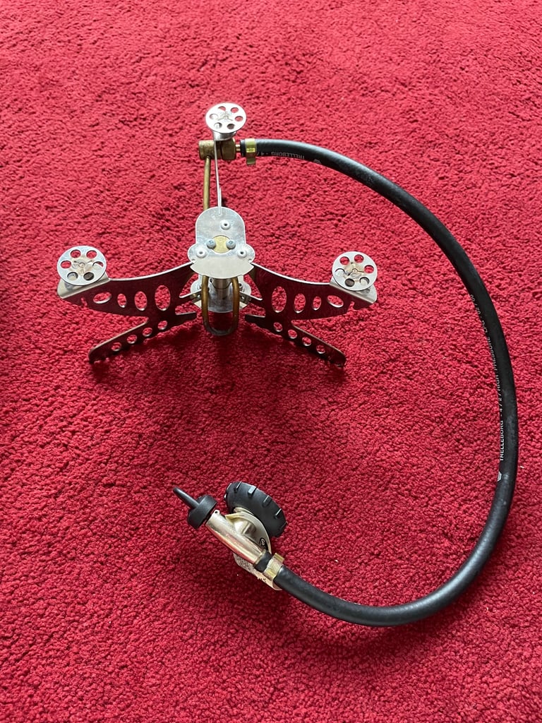 Camping stove - foldable 