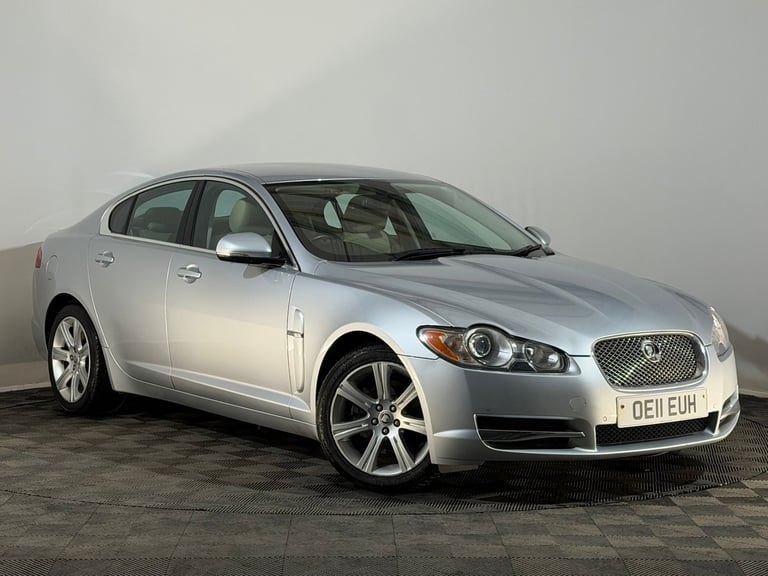 image for 2011 JAGUAR XF LUXURY 3.0 DIESEL V6 AUTOMATIC 4 DOOR SALOON 240 BHP 42+ MPG