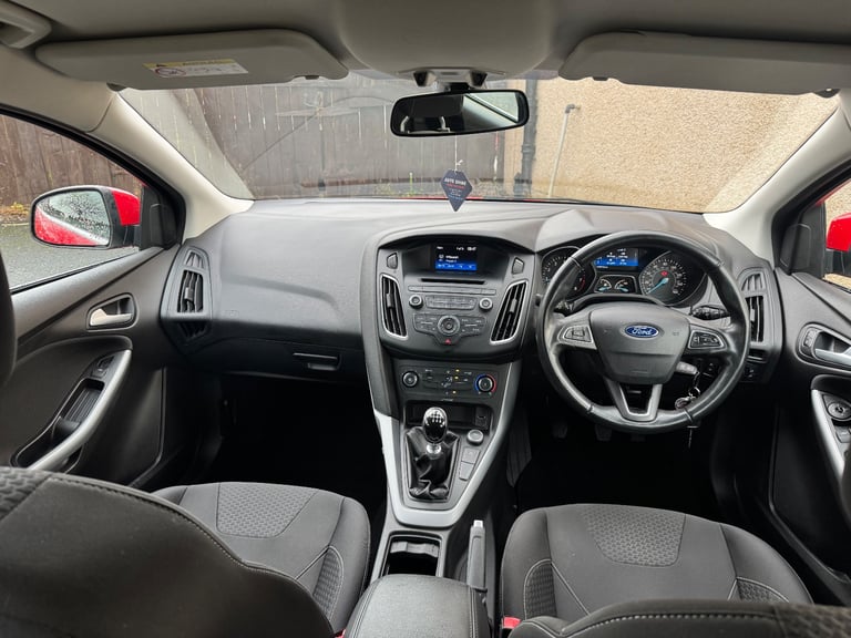 Ford, FOCUS, Hatchback, 2015, Manual, 999 (cc), 5 doors
