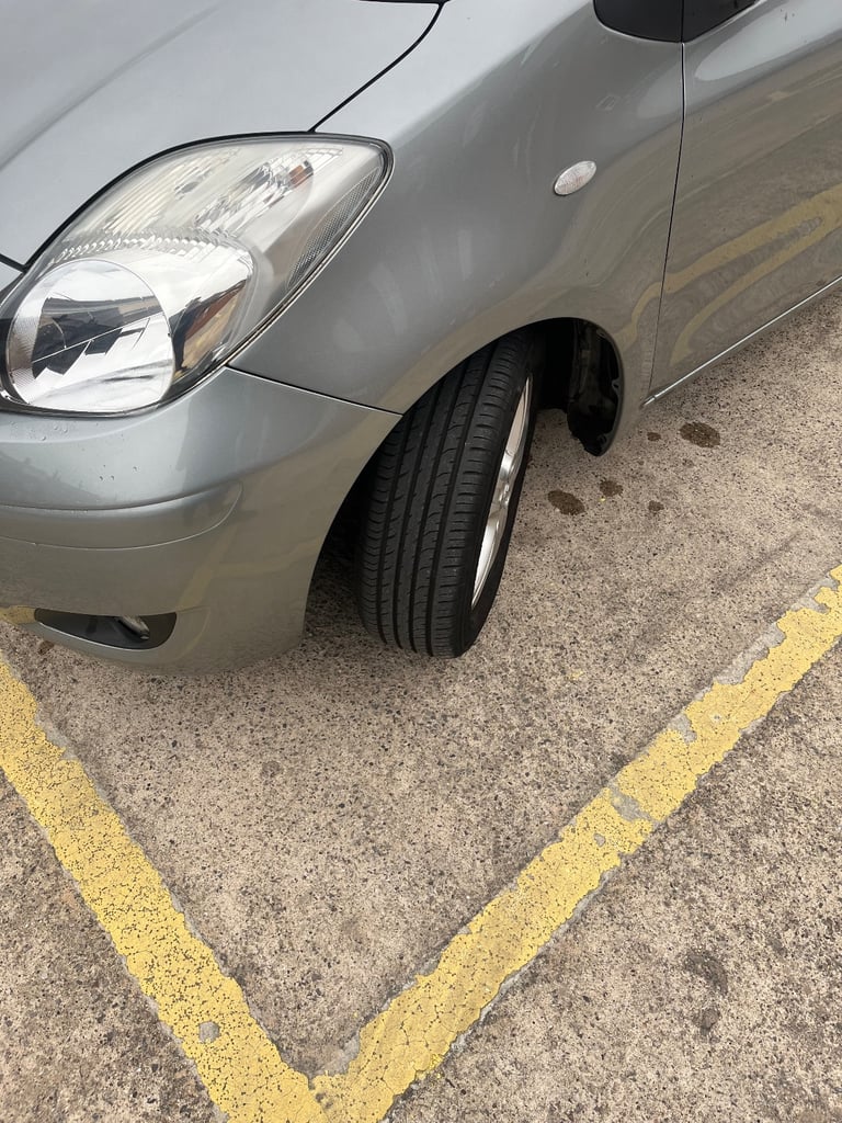 Toyota, YARIS, Hatchback, 2010, Manual, 1329 (cc), 5 doors