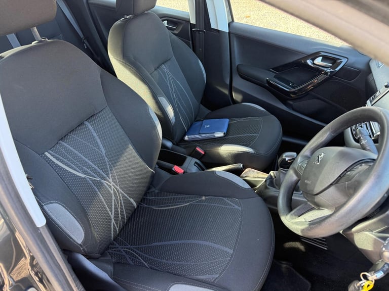 2015 Peugeot 208 1.2 VTi PureTech Active Euro 6 5dr HATCHBACK Petrol Manual