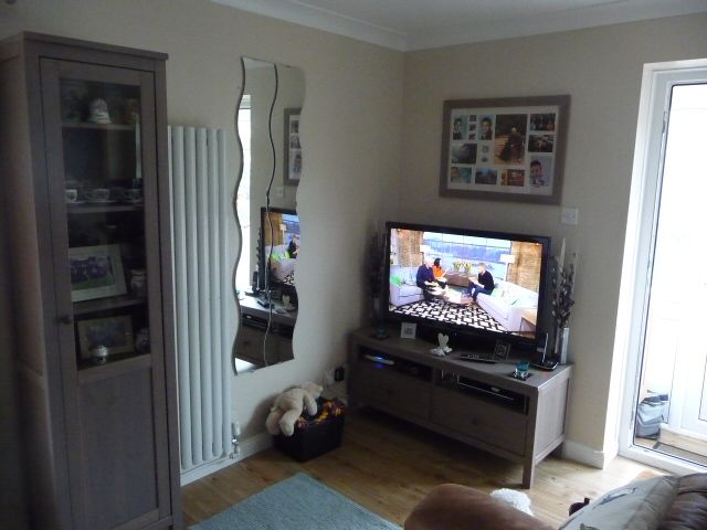 1 bed house for rent in North Holmwood, Dorking. Well maintained and cosy. £995pcm