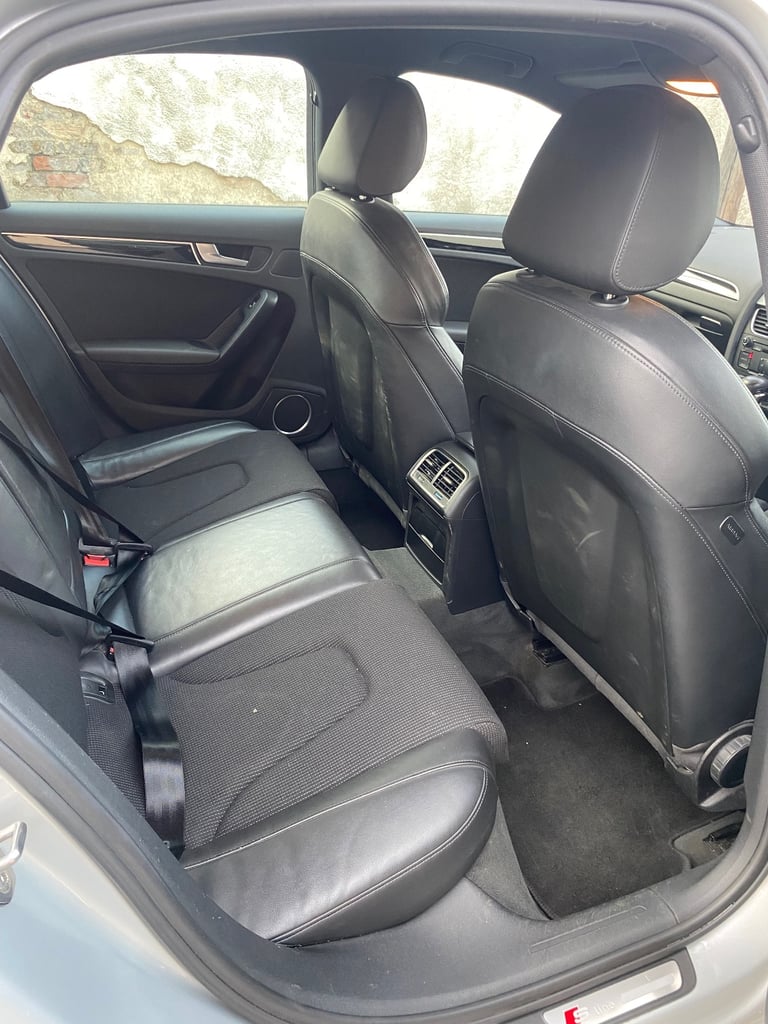 Audi, A4, Saloon, 2012, Semi-Auto, 1968 (cc), 4 doors