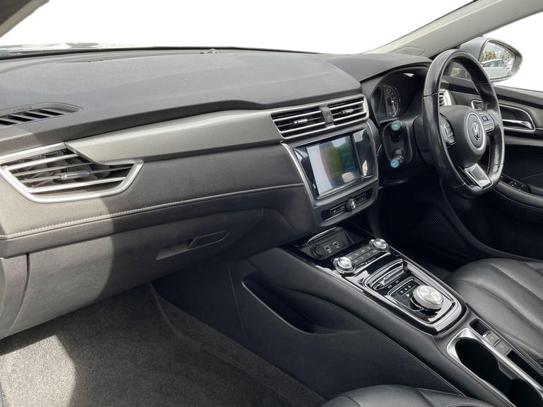 MG MG5 EV 61.1kwh Exclusive Long Range Estate 5dr Electric Auto 156 Ps Electric