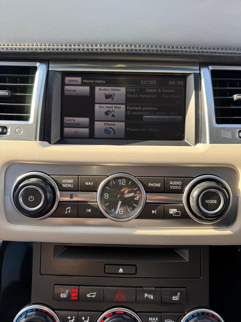 LAND ROVER RANGE ROVER SPORT 3.0 SD V6 HSE Black 2013