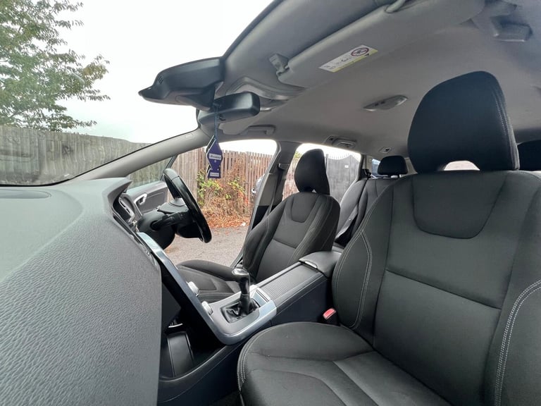 2014 Volvo V60 D4 [181] Business Edition 5dr ESTATE Diesel Manual