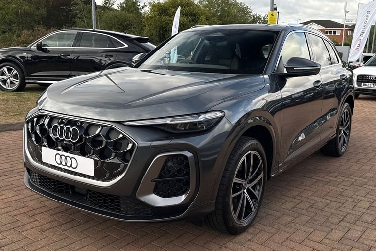 2025 Audi Q5 2.0 TDI S line S Tronic quattro Euro 6 (s/s) 5dr SUV Automatic