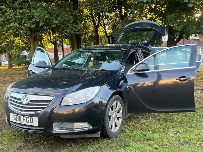 2011 Vauxhall Insignia 1.8i 16V SRi 5dr HATCHBACK Petrol Manual