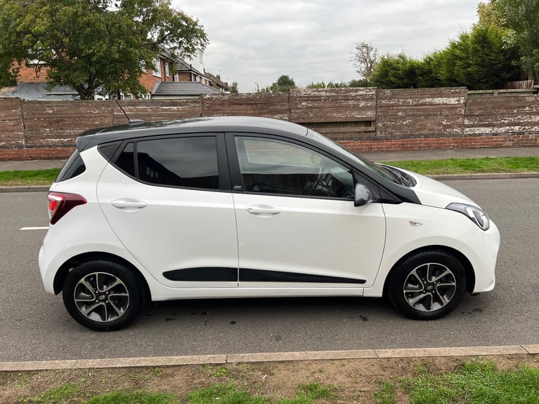 2019 Hyundai i10 Go Super Low Miles 5 Door Manual Yaris Clio Fiesta Aygo Micra Polo 