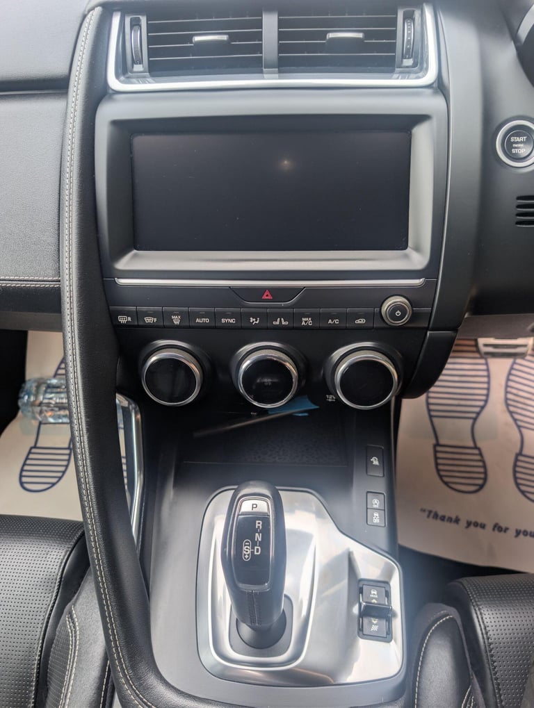 JAGUAR E-PACE 2.0 D180 R-Dynamic HSE 2019