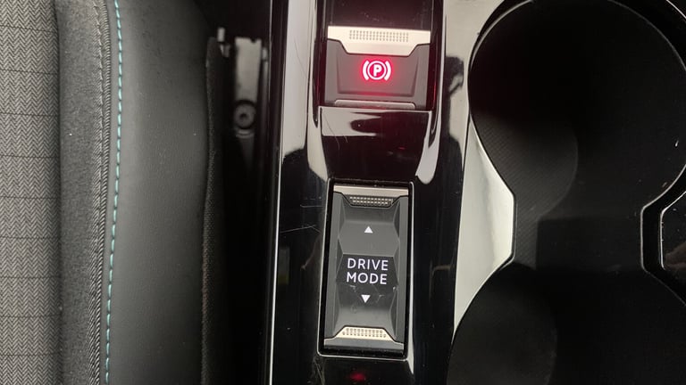 2023 Peugeot 2008 1.2 PureTech Allure Premium + SUV 5dr Petrol Manual Euro 6 (s/s) (100 ps) SUV P...