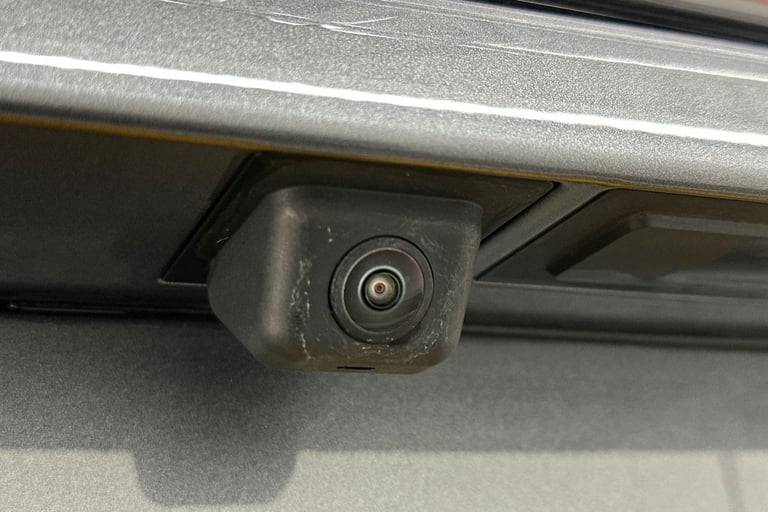 2025 MG MG HS 106287 Hatchback Petrol Automatic