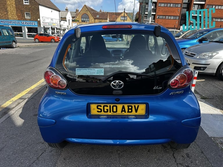 2010 Toyota AYGO 1.0 VVT-i Blue Hatchback 3dr Petrol Manual Euro 4 (67 bhp) Hatchback Petrol Manual