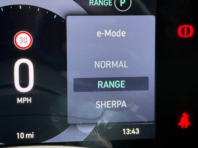 2024 Fiat 500 87kW Red 42kWh 3dr Auto Hatchback Electric Automatic