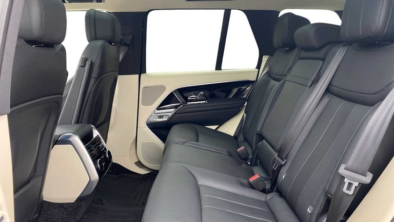 2022 Land Rover Range Rover 3.0 D300 SE 4dr Auto ESTATE DIESEL Automatic