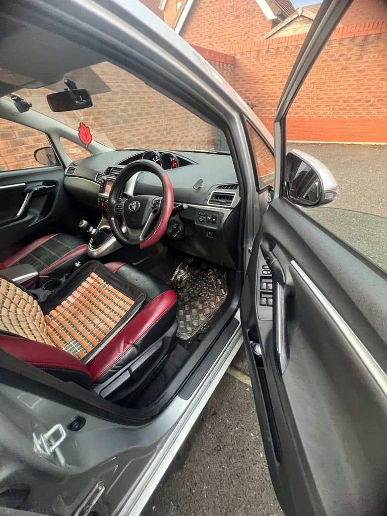 Toyota, VERSO, MPV, 2014, Manual, 1598 (cc), 5 doors