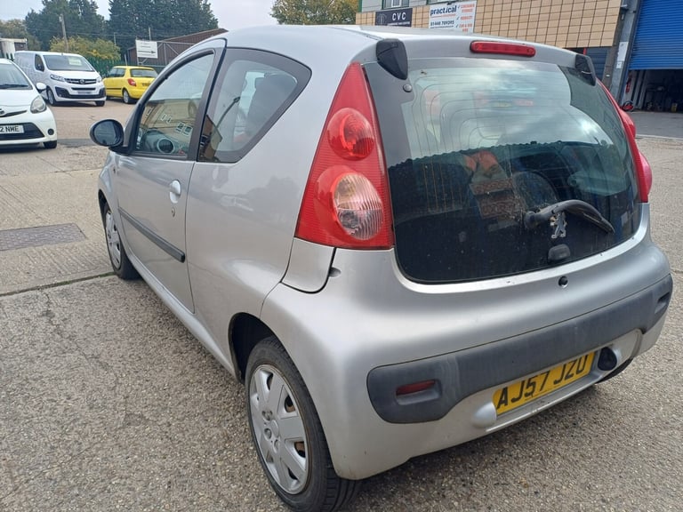 2007 Peugeot 107 1.0 Urban Move 3dr HATCHBACK Petrol Manual