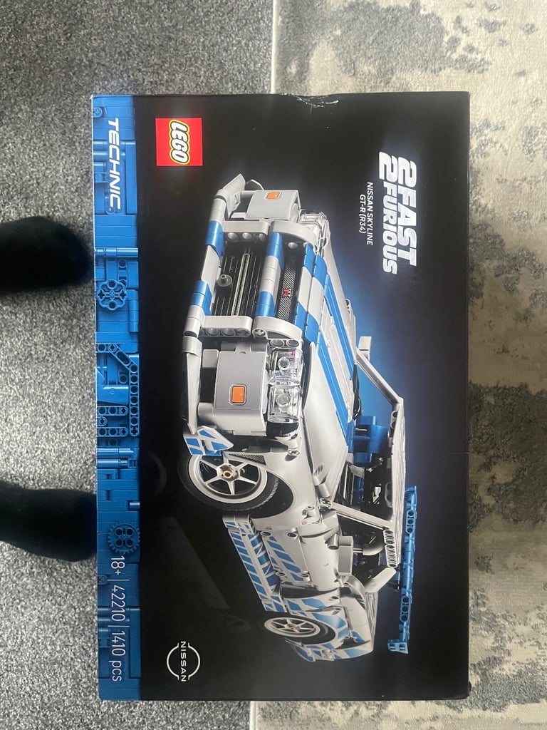 LEGO Technic 42210 2 Fast 2 Furious Nissan Skyline GT-R (R34) Car Set for Adults