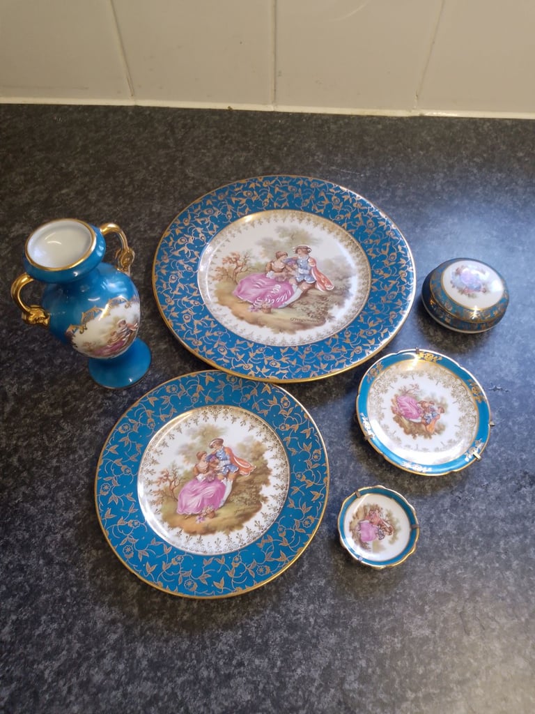 image for A STUNNING ANTIQUE/VINTAGE SET LIMOGES FRANCE. . £150
