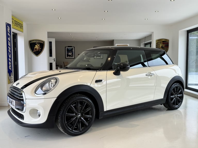 image for MINI HATCH 1.5 Cooper D 3-Door Hatch White Manual Diesel 2014 CHILI PACK
