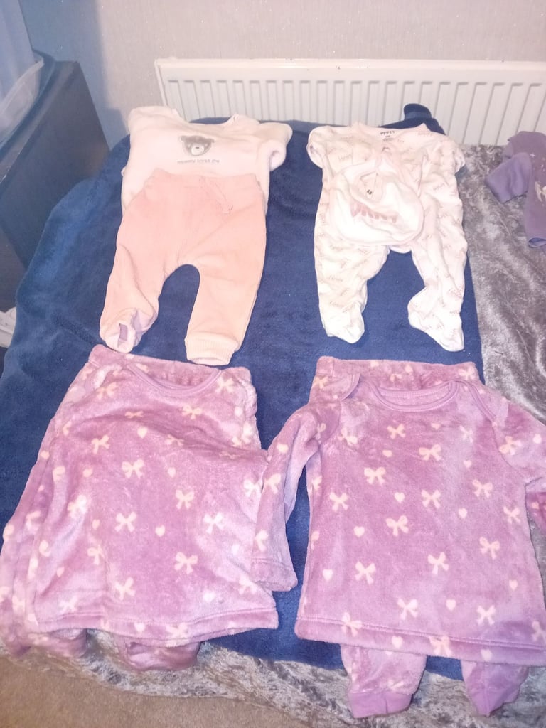 3-6 & 6-9 Baby Clothes Bundle For Sale