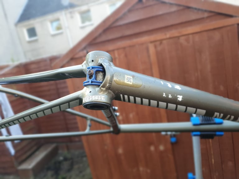 Canyon Inflite Al 9.0 S frameset (large) + spares and accessories