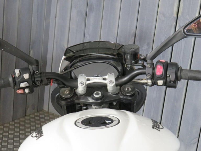 2018 18 TRIUMPH STREET TRIPLE 765 R LOW