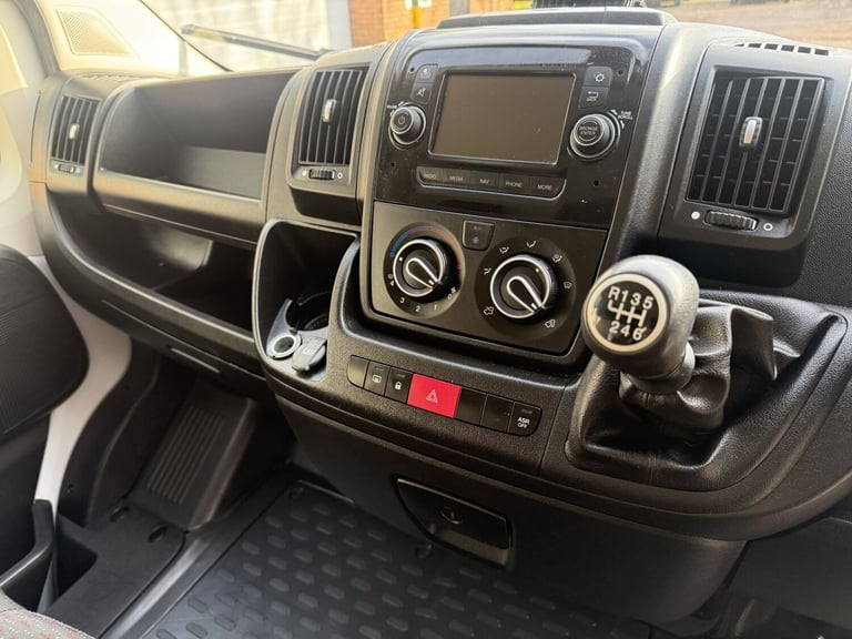 CITROEN RELAY 2.2 BlueHDi 35 Enterprise 2022