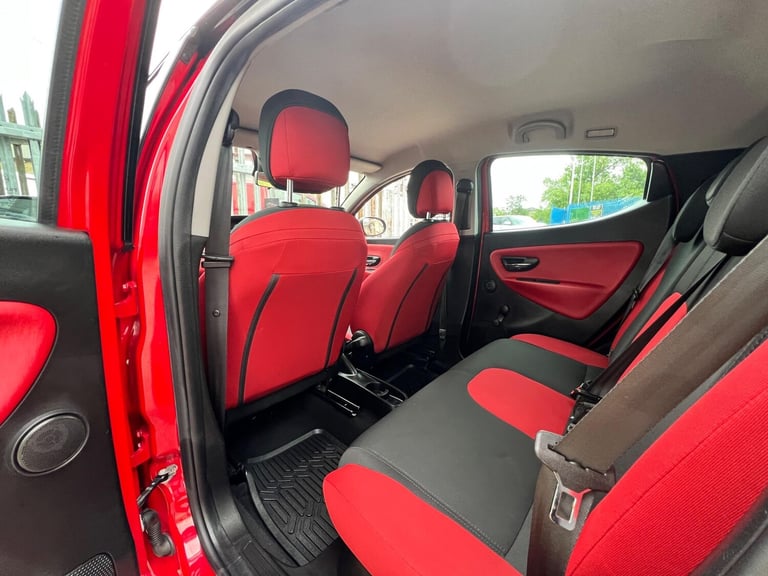 2012 Chrysler Ypsilon 1.2 Black and Red 5dr HATCHBACK PETROL Manual