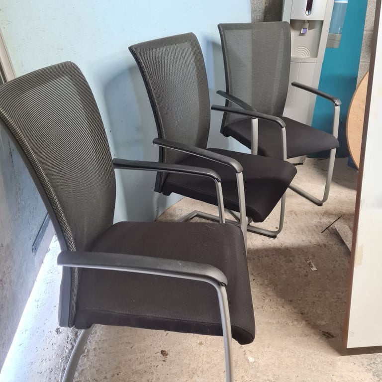 4 x steelcase netback office chairs 