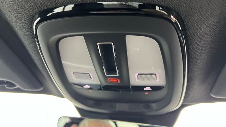 2021 Volvo XC40 P8 Recharge First Edition AWD Pure Electric(Panroof, Harman Kardon, Towbar) Estat...