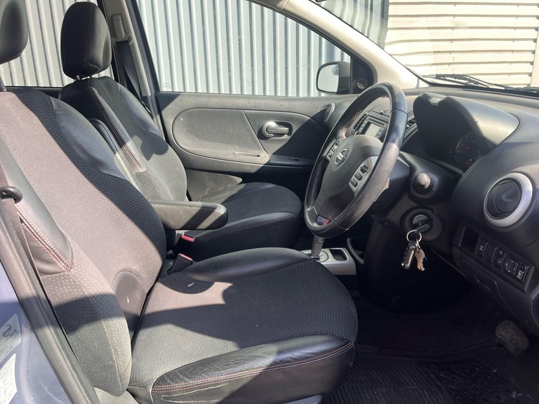2010 Nissan Note 1.6 16V Tekna Auto Euro 4 5dr MPV Petrol Automatic