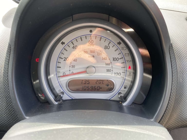 2009 Suzuki Splash 1.0 Splash GLS 5dr Hatchback Petrol Manual - Image 28