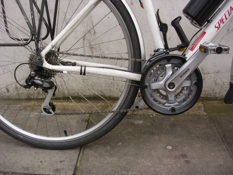Electric Bike/ Hybrid/ Commuter Bike by Specialized, White, Medium, JUST SERVICED/ CHEAP PRICE!!!