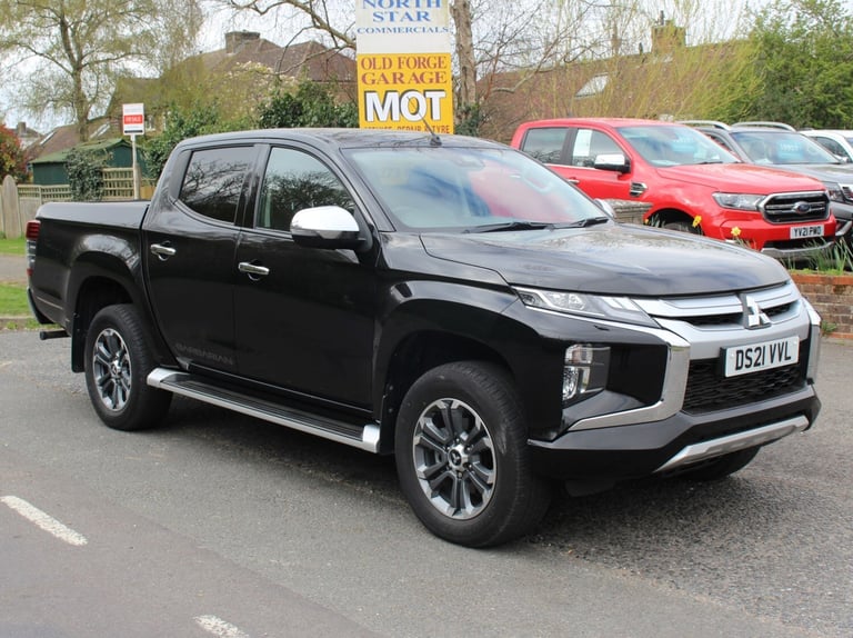 2021 Mitsubishi L200 2.2 DI-D DC Barbarian Pickup Double Cab 4dr Diesel Manual