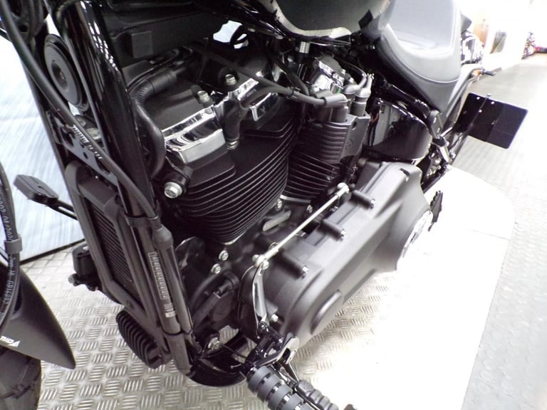 2021 HARLEY-DAVIDSON FAT BOB 114 1868