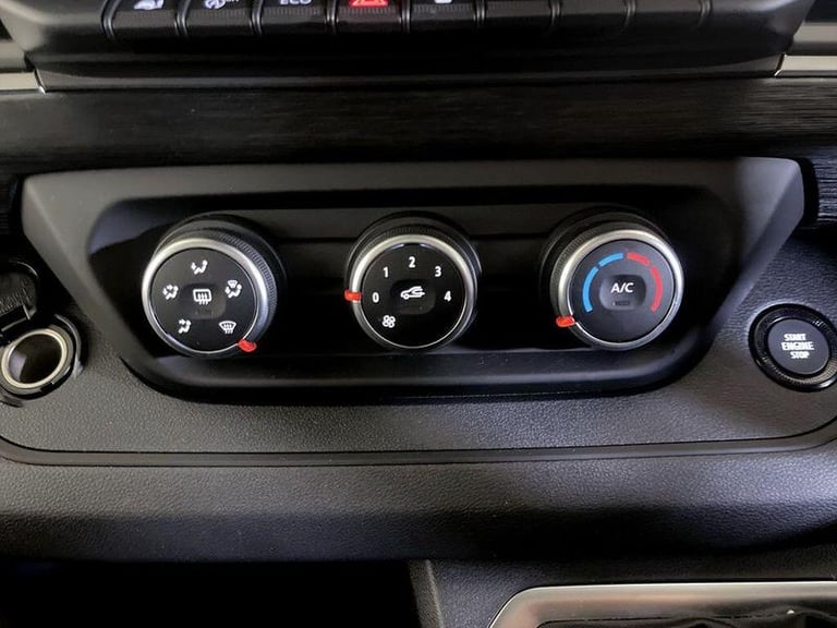 2024 Renault Trafic LL30 Blue dCi 130 Extra [Safety] Van PANEL VAN DIESEL Manual