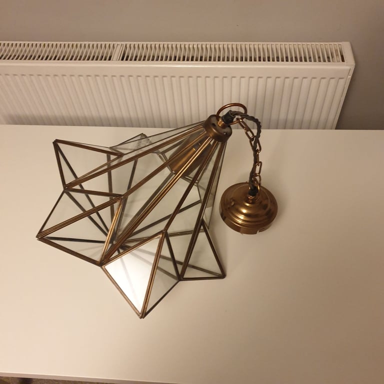 Ceiling pendant light