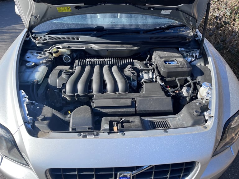 2007 Volvo C70 2.4i SE Lux 2dr Geartronic CONVERTIBLE Petrol Automatic