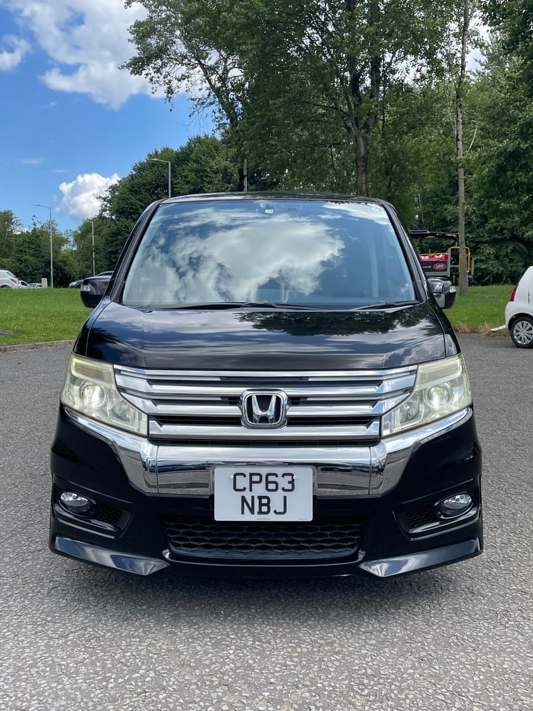 2013 Honda Stepwagon Spada (8 Seater)