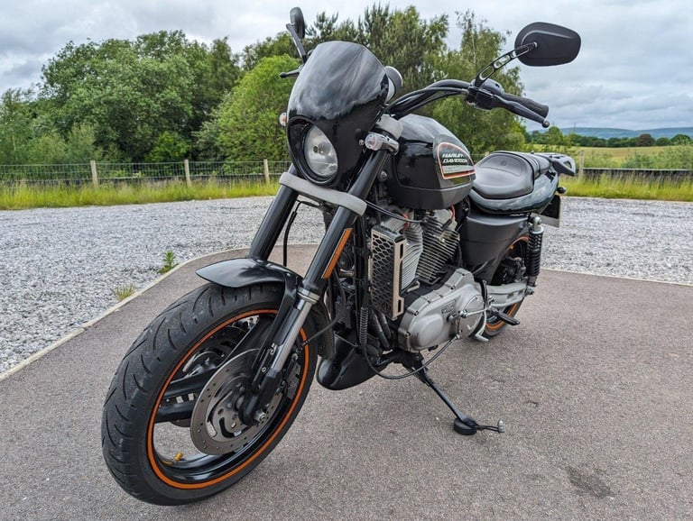 2011 HARLEY-DAVIDSON XR1200