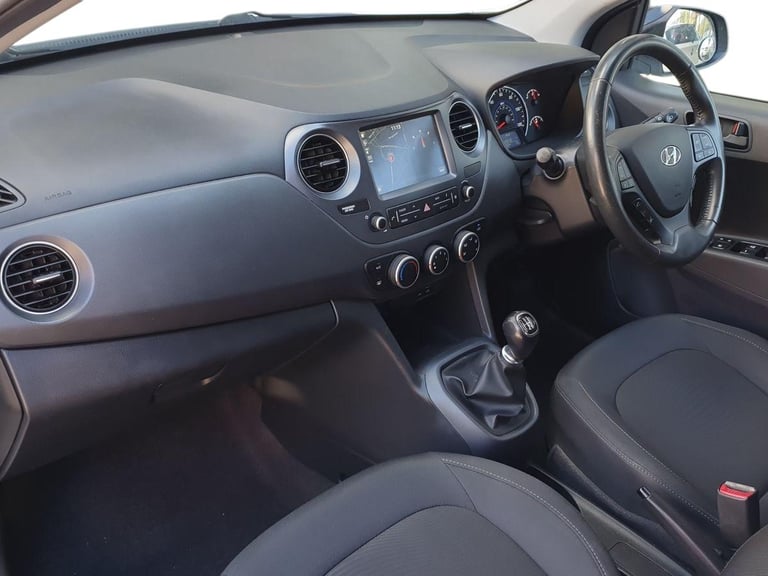 2020 Hyundai i10 1.0 Play 5dr Hatchback Petrol Manual