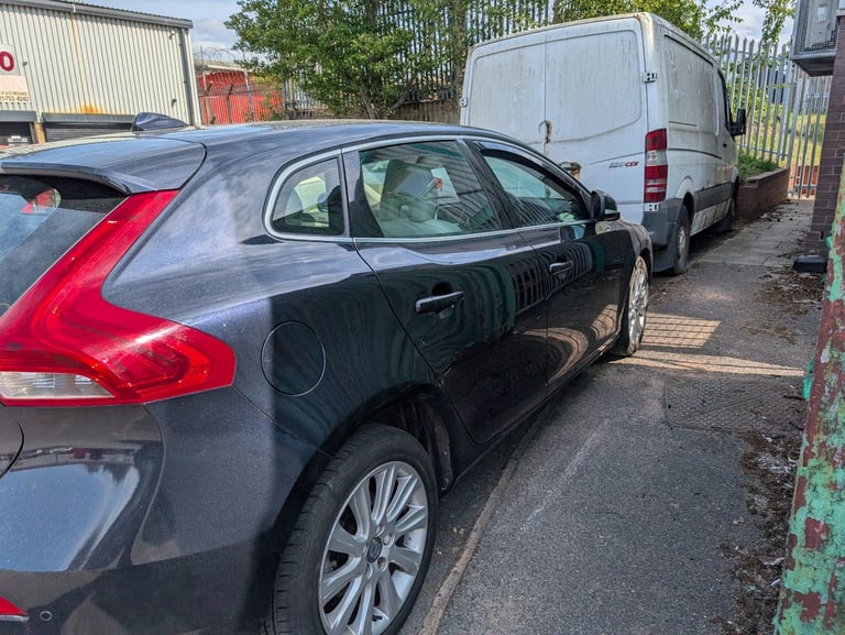 Volvo, V40, Hatchback, 2015, Manual, non-runner