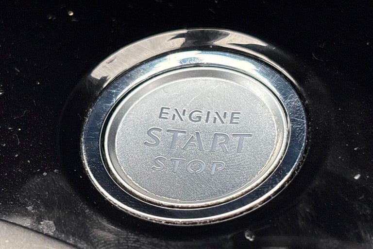 2020 Peugeot 3008 1.6 Hybrid4 300 GT Line 5dr e-EAT8 HATCHBACK PETROL/ELECTRIC Manual