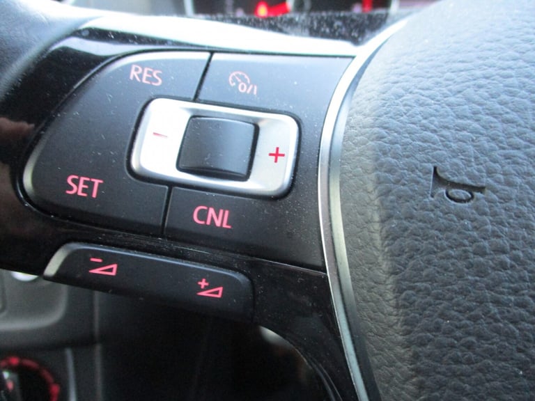 VOLKSWAGEN POLO 1.2 TSI MATCH EDITION AUTOMATIC 5 DOOR 2017