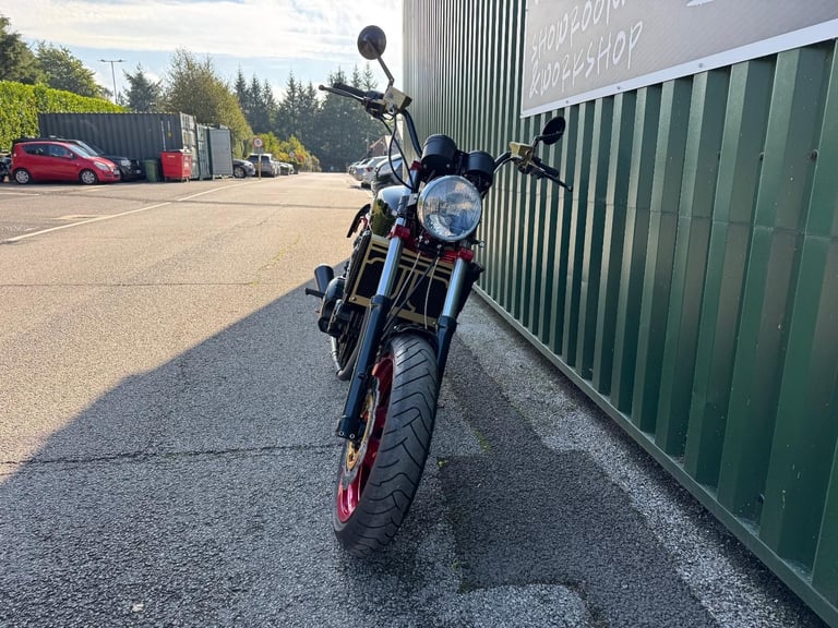 Triumph Daytona 900 CRK Custom Show Bike built by JWA Motorcyles Cafe Racer Kit