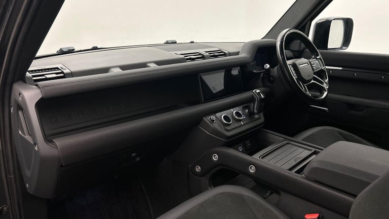 2021 Land Rover Defender 90 3.0 D250 MHEV X-Dynamic SE SUV 3dr Diesel Auto 4WD Euro 6 (s/s) (250 ...