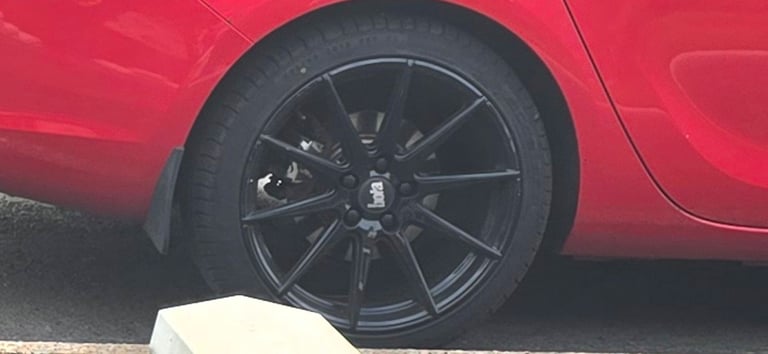 Vauxhall astra j 5x115 19" bola csr alloy wheels  